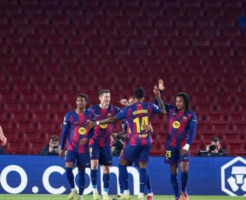 先丢1球无惧!欧冠西甲领头羊3分钟2球,2-1逆转斩获3连胜