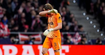 热刺欧冠惨败背后：22岁门将首发仅17分钟被换，心态崩溃引热议