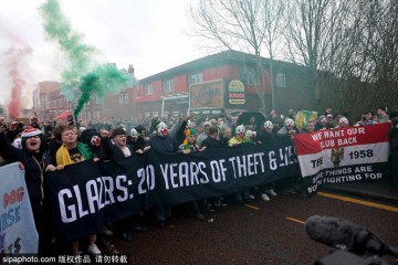 曼联新星姆贝莫的影响力:像病毒一样在老特拉福德传播