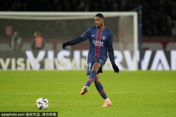 登贝莱揽金球奖FIFA最佳 姆巴佩明年能否夺回“法国一哥”?