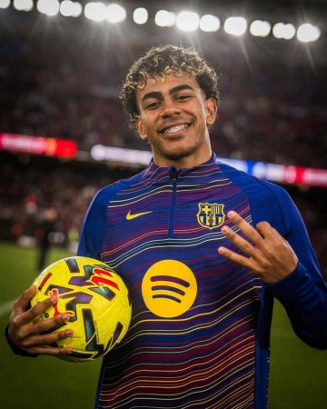 18岁230天！亚马尔一夜改写西甲百年纪录，巴萨新王已至