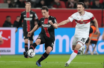 德甲焦点战:汉堡VS勒沃库森,保级与欧战资格的激烈碰撞