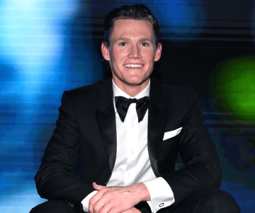 10球3助攻!曝麦克托米奈无缘回归曼联,意甲MVP将加薪续约留队