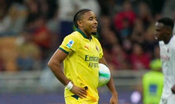 3700万欧元的期待与等待:恩昆库的意甲进球荒及米兰锋线隐忧深入剖析