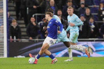 争冠悬了!瓜迪奥拉亲口承认对阵西汉姆布阵失误,曼城追赶难度再升级