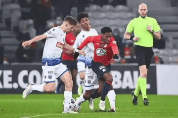 周五012法甲:朗斯主场碾压局?VS昂热 赛前剖析与进球数精准预判