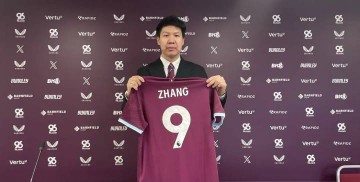 官宣!辽足名宿之子,18岁1米9前锋,离开辽宁铁人,加盟伯恩利