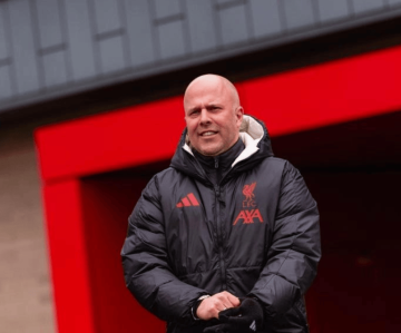 落后曼联5分!同期下滑21分!曝利物浦或解雇斯洛特,阿隆索成最大热门