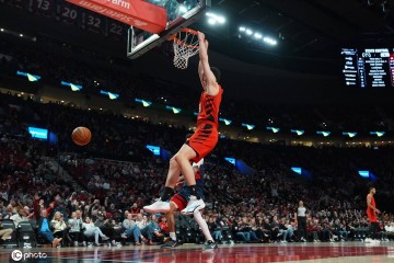 杨瀚森回归砍下6分4板1盖帽+双手暴扣! 获赞涨球明显