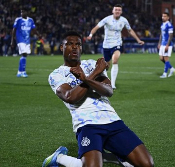 意甲冠军触手可及！国米4-3逆转科莫，连扳四球领跑积分榜