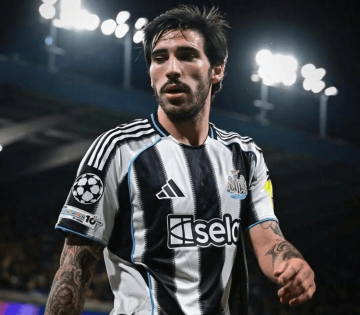 曼联中场二选一,托纳利或安德森,1亿欧要价,两人都已在英超证明自己