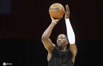 太炸裂了!阿德巴约单节16中10狂砍31分