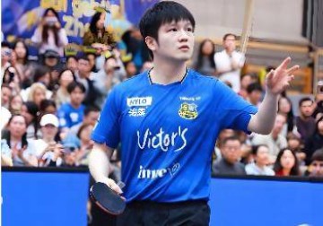 惊喜来自德国！樊振东德甲新年问候，妹妹头造型干练吸睛