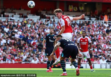 高清:哲凯赖什处子球萨卡传射 阿森纳3-0夺酋长杯</title>
        
    <title>高清:哲凯赖什处子球萨卡传射 阿森纳3-0夺酋长杯