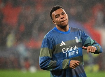 法媒曝姆巴佩伤情反复,俱乐部国家队双线施压,2亿欧射手不敢轮休