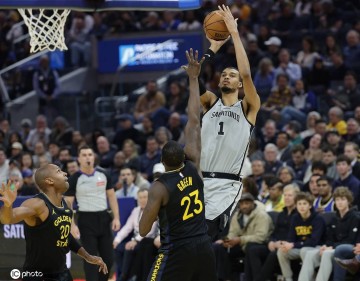 文班亚马26+9福克斯27+8 马刺擒勇士6连胜