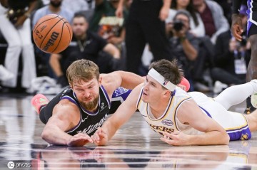 东契奇不记仇! 面对“羞辱”用GOAT来评价里夫斯