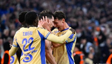 法甲最新积分战报:马赛遭绝平失冠,巴黎客场爆冷,欧塞尔九轮不胜困境难解