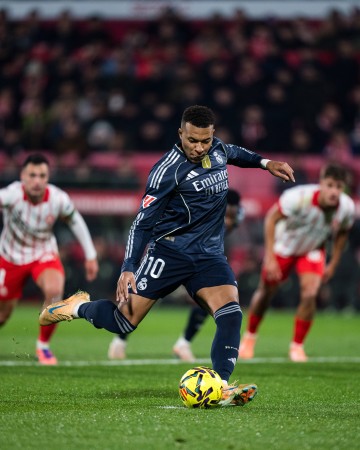 西甲|姆巴佩打入点球 皇马客平赫罗纳