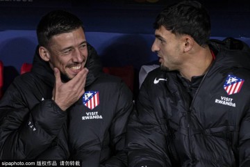 零封神组合!维维安+帕雷德斯让竞技防线固若金汤,连续两场零失球创佳绩