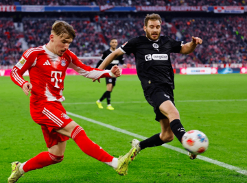 豪门狂欢夜:曼城3-2绝杀升班马 巴萨3-1豪取4连胜登顶 拜仁3-1