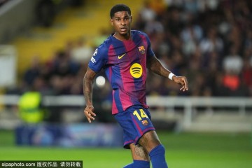 打脸曼联?拉什福德12场5球5助闪耀诺坎普 巴萨要买断?