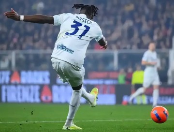 国米2-1登顶!劳塔罗传射封神,齐沃获力挺,弗拉泰西或3500万离队