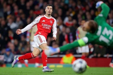 枪手废柴彻底逆袭!3场欧冠独造4球 今年夏窗险遭清洗