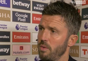 卡里克10场狂揽23分,转正呼声高涨,但曼联的挑战仍未结束