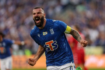 零下2℃生死局!波兹南主场死磕德甲残阵,定位球或成破局密钥