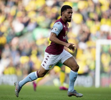 阿斯顿维拉主场强势保持七连胜,狼队连败低迷难以翻身?