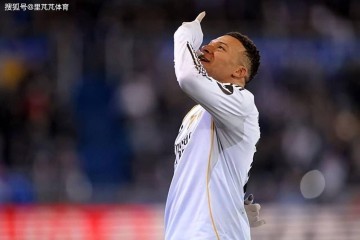 姆巴佩的“神鬼二象性”:关键功臣OR伤害皇马,何时才能拿金球奖