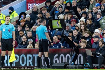 裘德·贝林厄姆面临重大挑战:阿斯顿维拉摩根·罗杰斯强势崛起