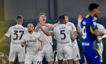 281天等待终迎爆发!卢卡库读秒绝杀救主,国米豪取8连胜,狂飙13分领跑意甲