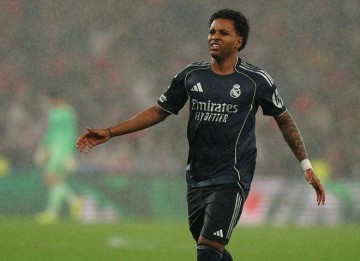 皇马再遭暴击!6000万红星辱骂主裁被官宣禁赛2场 无缘欧冠附加赛