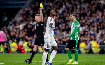 17场无进球！皇马内部压力巨大，切尔西15亿欧求购维尼修斯能否成真？