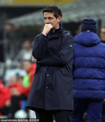 奇克复出前瞻:橡胶护具下的决心与意甲冠军的争夺