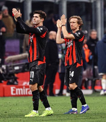 意甲强行造悬念失败!拉齐奥1-0双杀AC米兰,国米笑纳大礼8分领跑