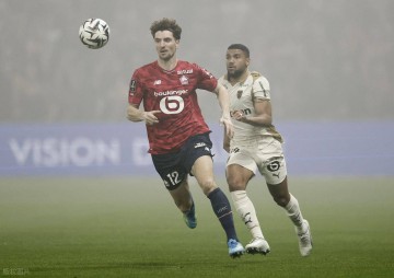 天助巴黎圣日耳曼：0-3，法甲第2完败给里尔，落后榜首4分