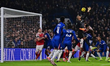 联赛杯阿森纳3-2切尔西,加纳乔梅开二度,主帅三次换人有内因