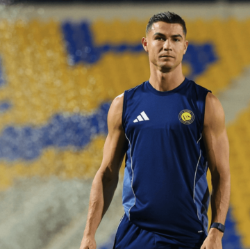 怪不得C罗罢赛!前皇马队友3射1传,率队6-0狂胜,沙特联大结局