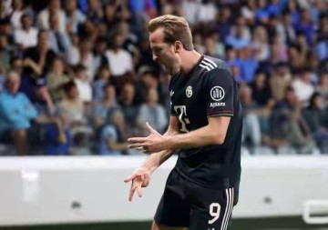 足坛炸了！切尔西1.35亿转会费强挖维尼修斯，皇马7号离队倒计时？