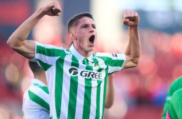 2000万欧锁喉价!贝蒂斯上架阿尔蒂米拉,英超德甲群狼环伺引爆冬窗争夺战