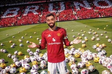 卡里克力挺B费下赛季留曼联!鲁尼长子获新约士气大振,穿7号大四喜