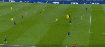 6.66亿换2.15预期进球!国米被5713万黑马羞辱,战犯失误葬送欧冠梦