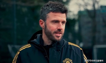 曼联名宿内讧?基恩嫌卡里克资历浅,鲁尼回击:红魔不该迷信名帅