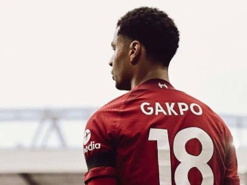 三队喜迎大礼!争五小循环,切尔西率先登场,曼联进欧冠应无忧