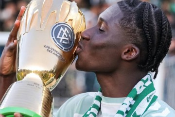 18岁德甲后防神童横空出世,开价高达4500万欧,5大欧洲豪门疯抢