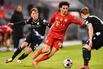 本菲卡主场死磕那不勒斯,穆氏防守能否终结意甲豪门?