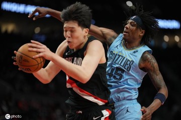 0出手!杨翰森再战灰熊遭3分半魔咒 1篮板1失误3犯规